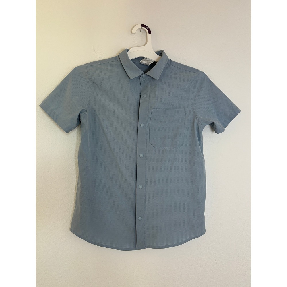 All In Motion Boys Blue Perforated Short Sleeve Snap Button Shirt Size L 10/12